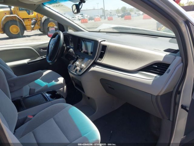 2015 TOYOTA SIENNA 5TDKK3DC6FS631351 Photo 4
