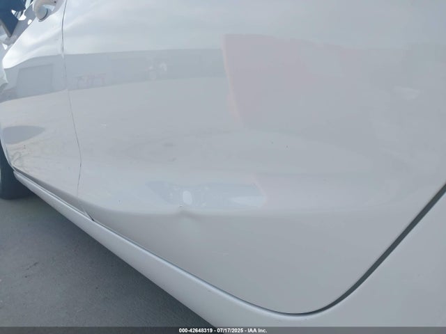 42648319 :رقم المزاد ، 1G1BE5SM3K7100409 vin ، 2019 Chevrolet Cruze Lt مزاد بيع