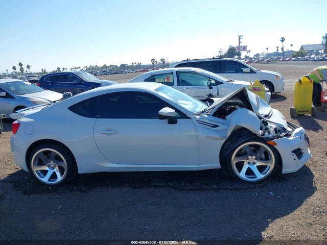 Subaru na 2017 JF1ZCAB18H9603544 Image 13