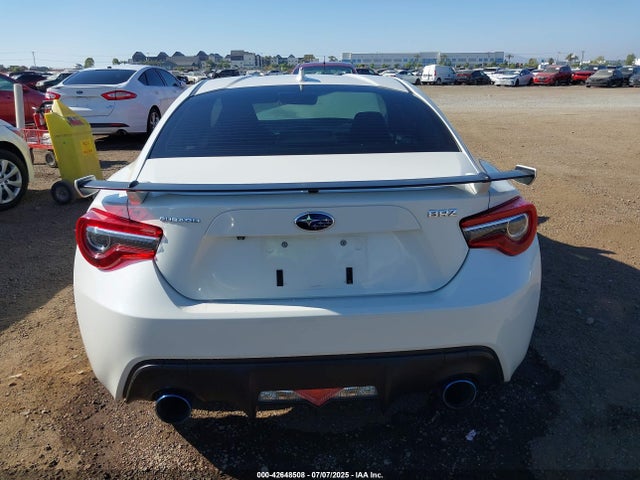 Subaru na 2017 JF1ZCAB18H9603544 Image 16