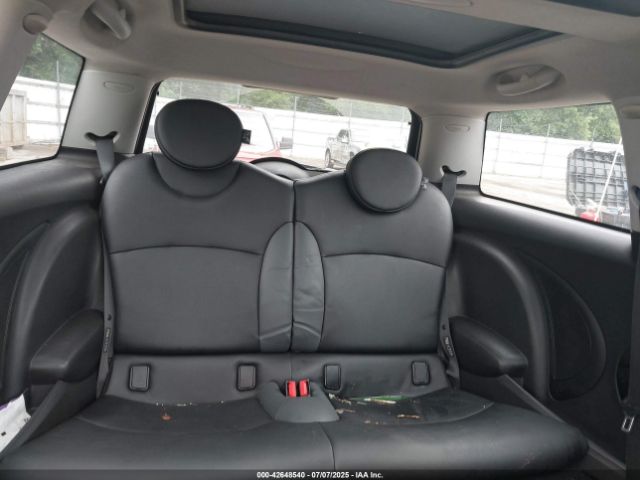 2007 MINI COOPER S WMWMF73587TL87127 Photo 7
