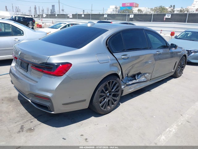 BMW 740LI 2022 WBA7T2C05NCH09817 Image 4