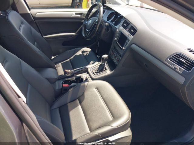 3VWC17AU2HM501031 Volkswagen 1.8 tsi