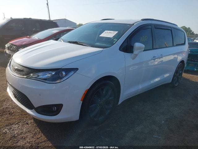 Aukcja sprzedaży 2019 Chrysler Pacifica Touring L, vin: 2C4RC1BG5KR522663, numer aukcji: 42648632