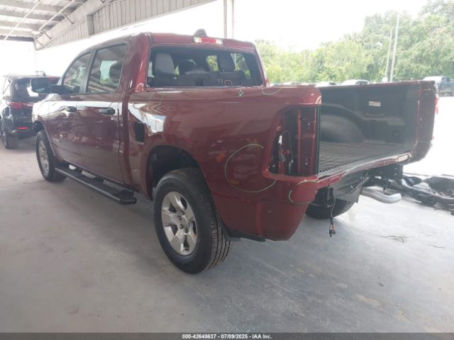 2024 RAM 1500 1C6RRFFG5RN107444 Photo 2