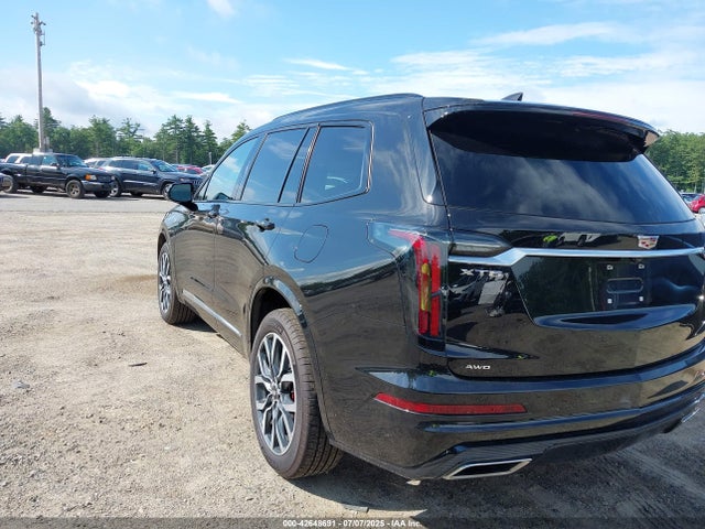1GYKPGRSXSZ127994 Cadillac lgx