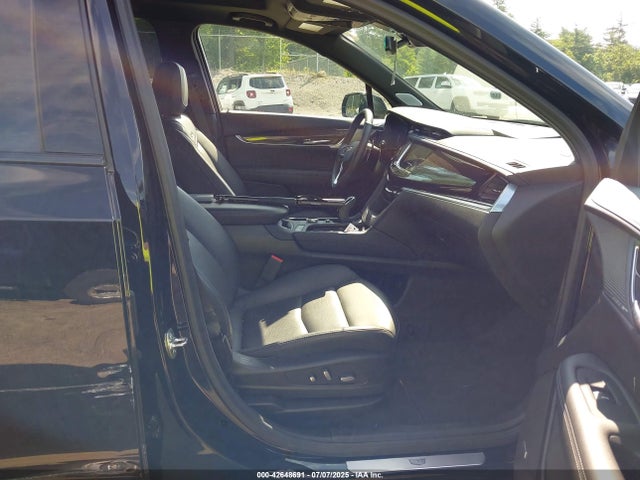 1GYKPGRSXSZ127994 Cadillac lgx