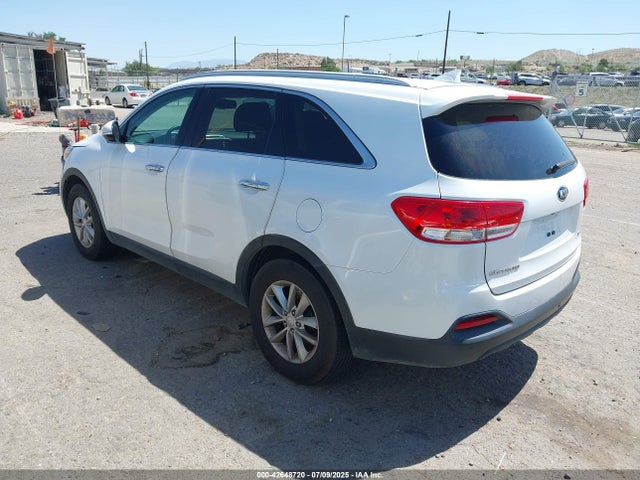 KIA 2017 2017 5XYPG4A32HG239176 Image 3
