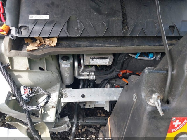 2023 TESLA MODEL Y 7SAYGDEE2PA130075 Photo 9