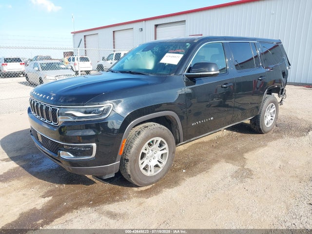 Jeep Wagoneer 2022 1C4SJVAT9NS206246 Image 2