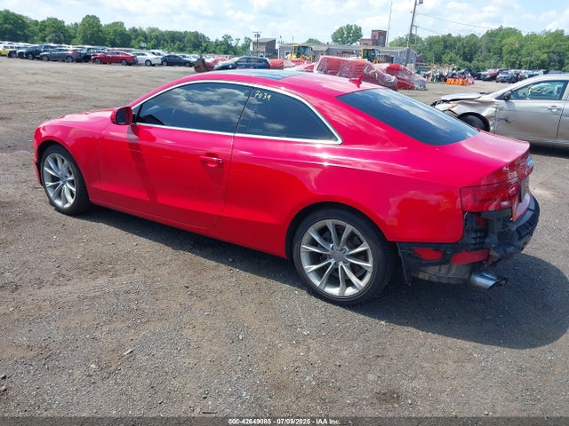 2013 AUDI A5 WAUCFAFR8DA019934 Photo 2