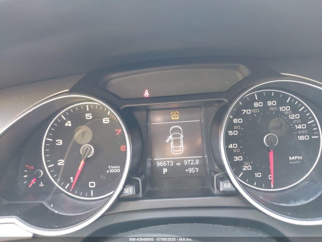 2013 AUDI A5 WAUCFAFR8DA019934 Photo 6
