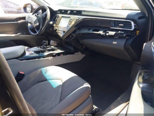 2018 TOYOTA CAMRY 4T1B11HK1JU563114 Photo 4