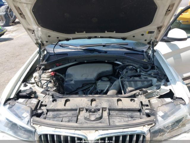 2017 BMW X3 5UXWX9C36H0W74437 Photo 9