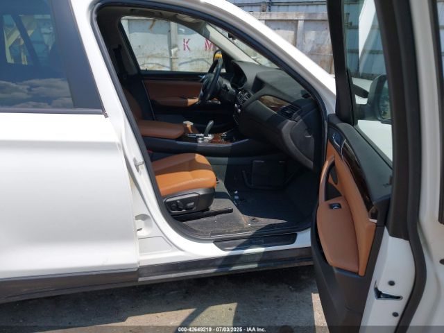 2017 BMW X3 5UXWX9C36H0W74437 Photo 4