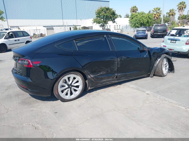 2023 TESLA MODEL 3 5YJ3E1EB5PF603360 Photo 3