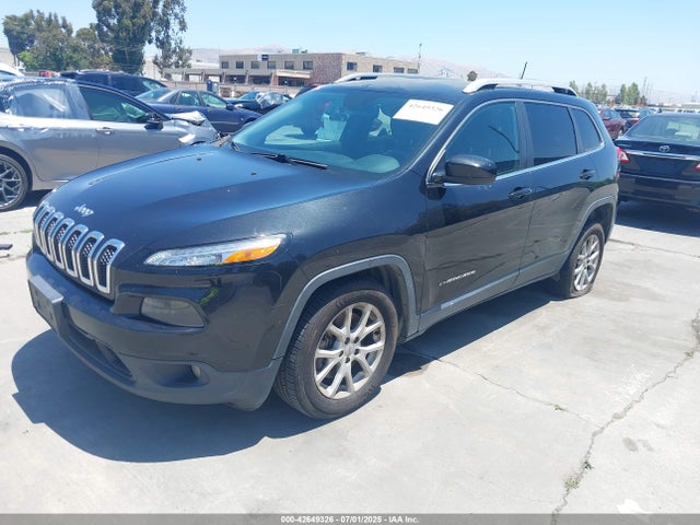 1C4PJLCS8GW260180 Jeep 2016