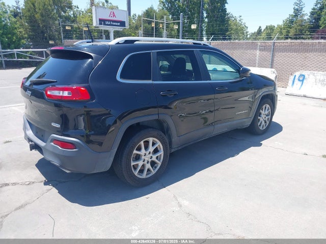 1C4PJLCS8GW260180 Jeep 2016