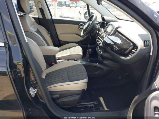2017 FIAT 500X ZFBCFXDB8HP517262 Photo 4