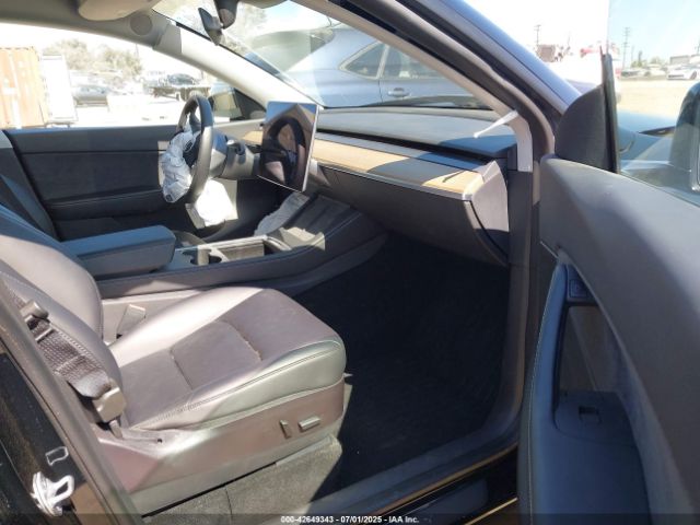 2022 TESLA MODEL Y 7SAYGDEE8NF346352 Photo 4