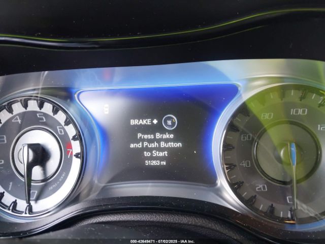 2019 CHRYSLER 300 2C3CCABG4KH708162 Photo 6