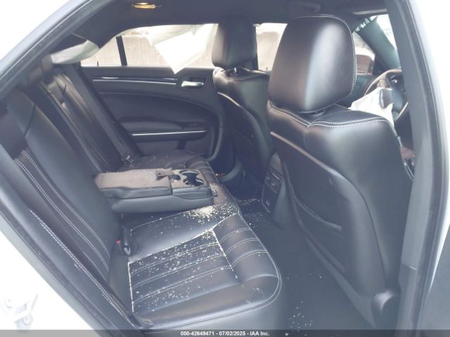 2019 CHRYSLER 300 2C3CCABG4KH708162 Photo 7