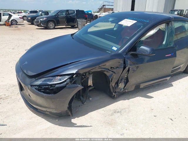 2025 TESLA MODEL 3 5YJ3E1EA2SF980647 Photo 5