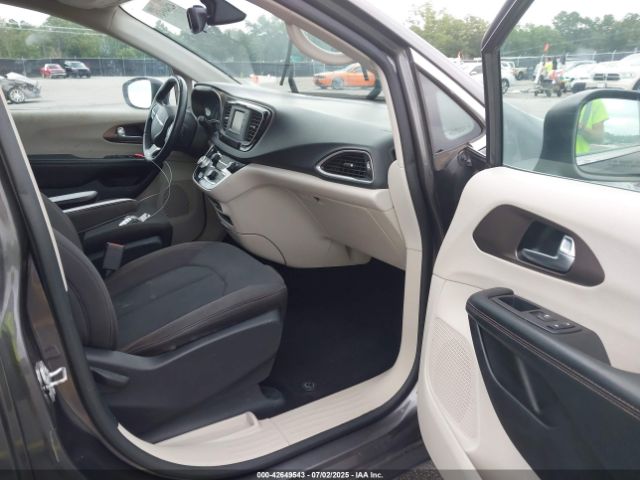 2017 CHRYSLER PACIFICA 2C4RC1CG4HR695422 Photo 4