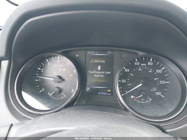 JN1BJ1CR9HW122874 Nissan ROGUE SPORT