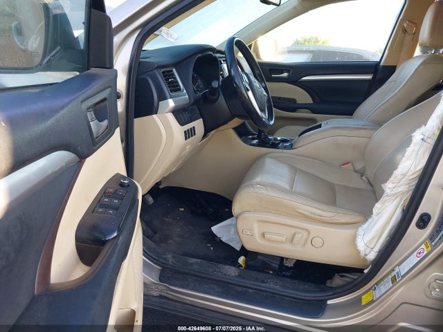 5TDKKRFH1ES038216 Toyota 2gr-fe