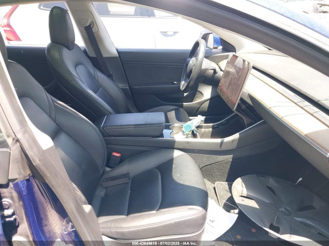 2018 TESLA MODEL 3 5YJ3E1EA2JF160583 Photo 4