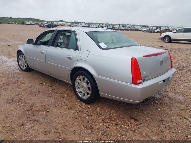2009 CADILLAC DTS 1G6KD57Y69U142268 Photo 2