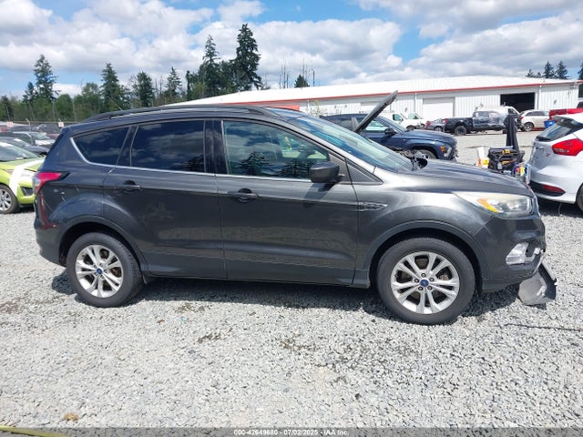 1FMCU9G98HUD78206 Ford 2017