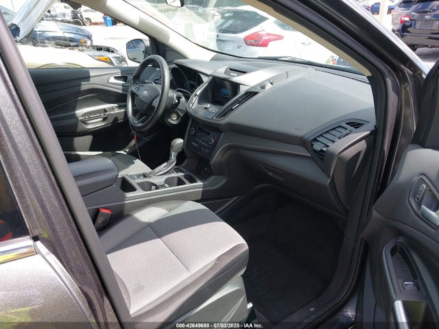 1FMCU9G98HUD78206 Ford 2017