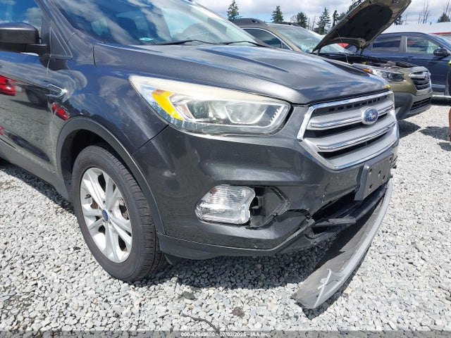 1FMCU9G98HUD78206 Ford 2017