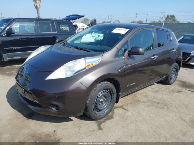 1N4AZ0CP1GC307338 Nissan 2016