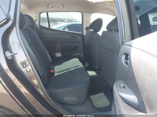 1N4AZ0CP1GC307338 Nissan 2016