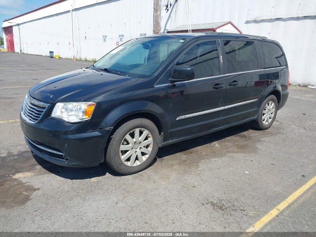 Chrysler 2015 2015 2C4RC1BG3FR514406 Image 2