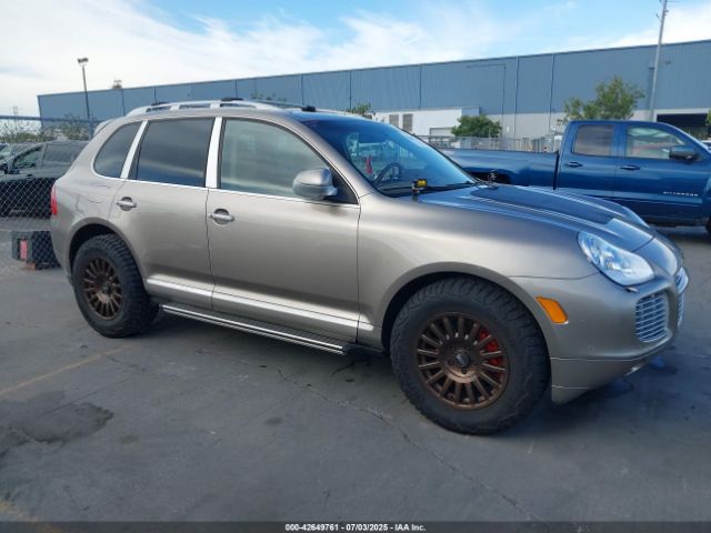 2005 PORSCHE CAYENNE WP1AC29P15LA90237 Photo 0