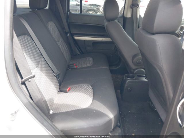 2010 CHEVROLET HHR 3GNBABDB1AS580079 Photo 7