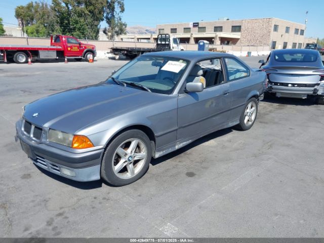 1992 BMW 325 WBABF4318NEK03583 Photo 1