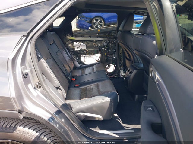 Lexus 2017 2017 2T2ZZMCA9HC062115 Image 8