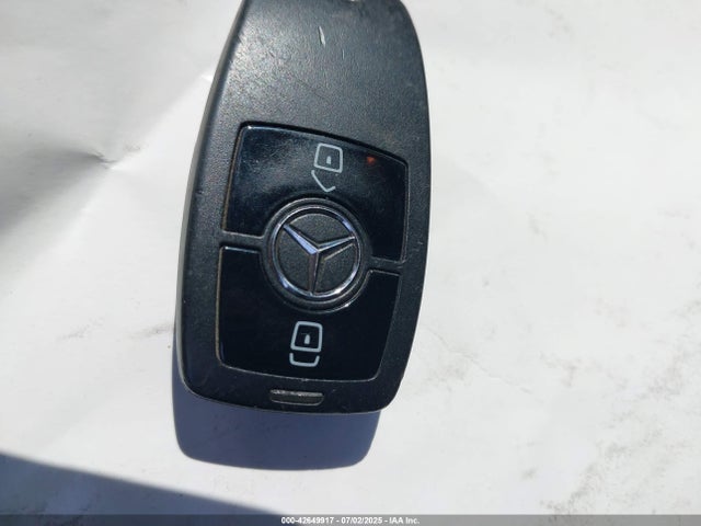 WD3PF0CD8KP057708 Mercedes-Benz om 642 with brake assist
