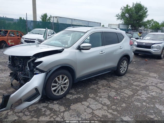 Nissan 2019 2019 KNMAT2MTXKP551297 Image 2