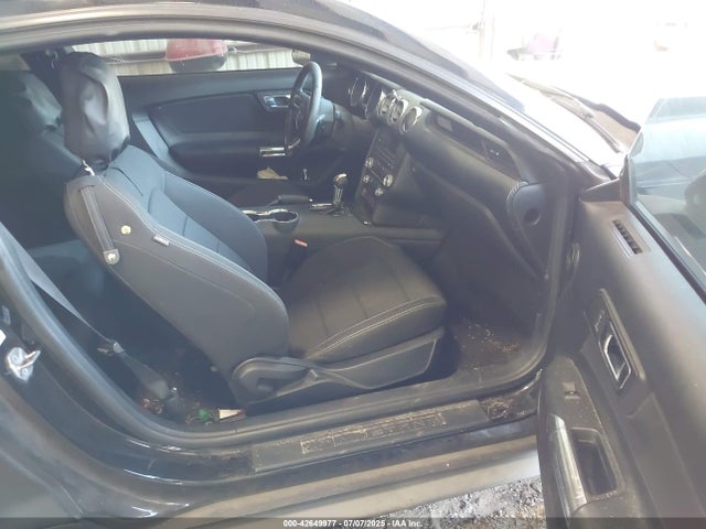Ford 2016 2016 1FA6P8AM1G5281458 Image 5