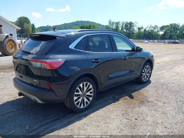 1FMCU9J92LUA27373 Ford gtdi, 240ps