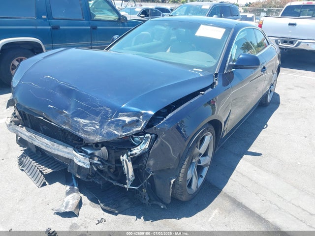2009 AUDI A5 WAUDK78TX9A044076 Photo 1