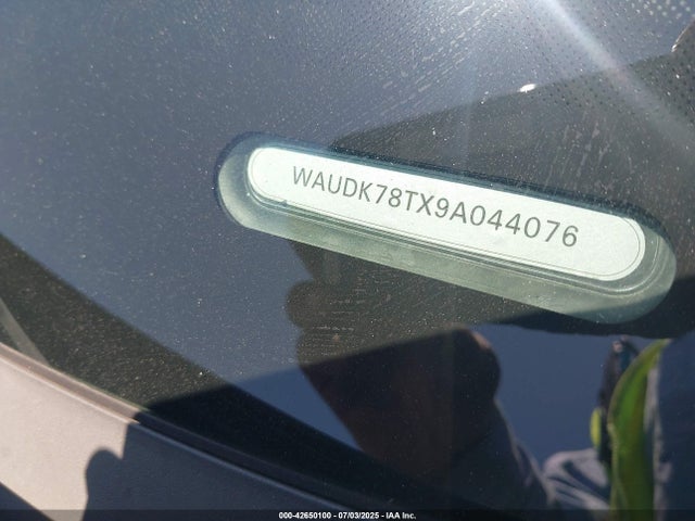 2009 AUDI A5 WAUDK78TX9A044076 Photo 8