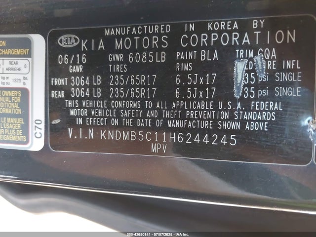 KIA Sedona 2017 KNDMB5C11H6244245 Image 9