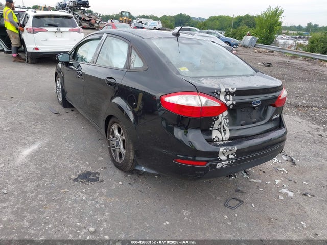 Ford 2014 2014 3FADP4BJ7EM130653 Image 3
